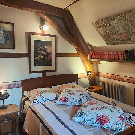 La Taniere Des Tanneries Bed and Breakfast Tonnerre Exteriör bild